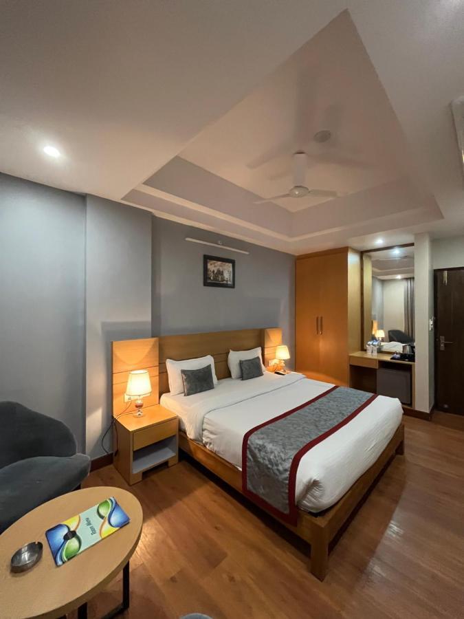 Hotel Sarvin ลัคเนา ภายนอก รูปภาพ